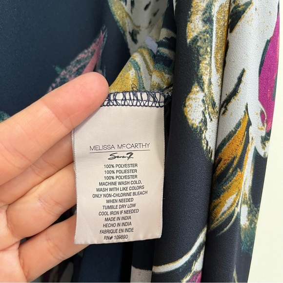 Melissa McCarthy Seven7 Open Front Abstract Floral Kimono Navy Blue plus size 2X - Picture 7 of 7